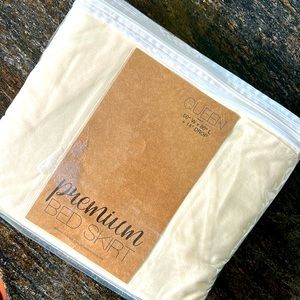 Queen size bed skirt